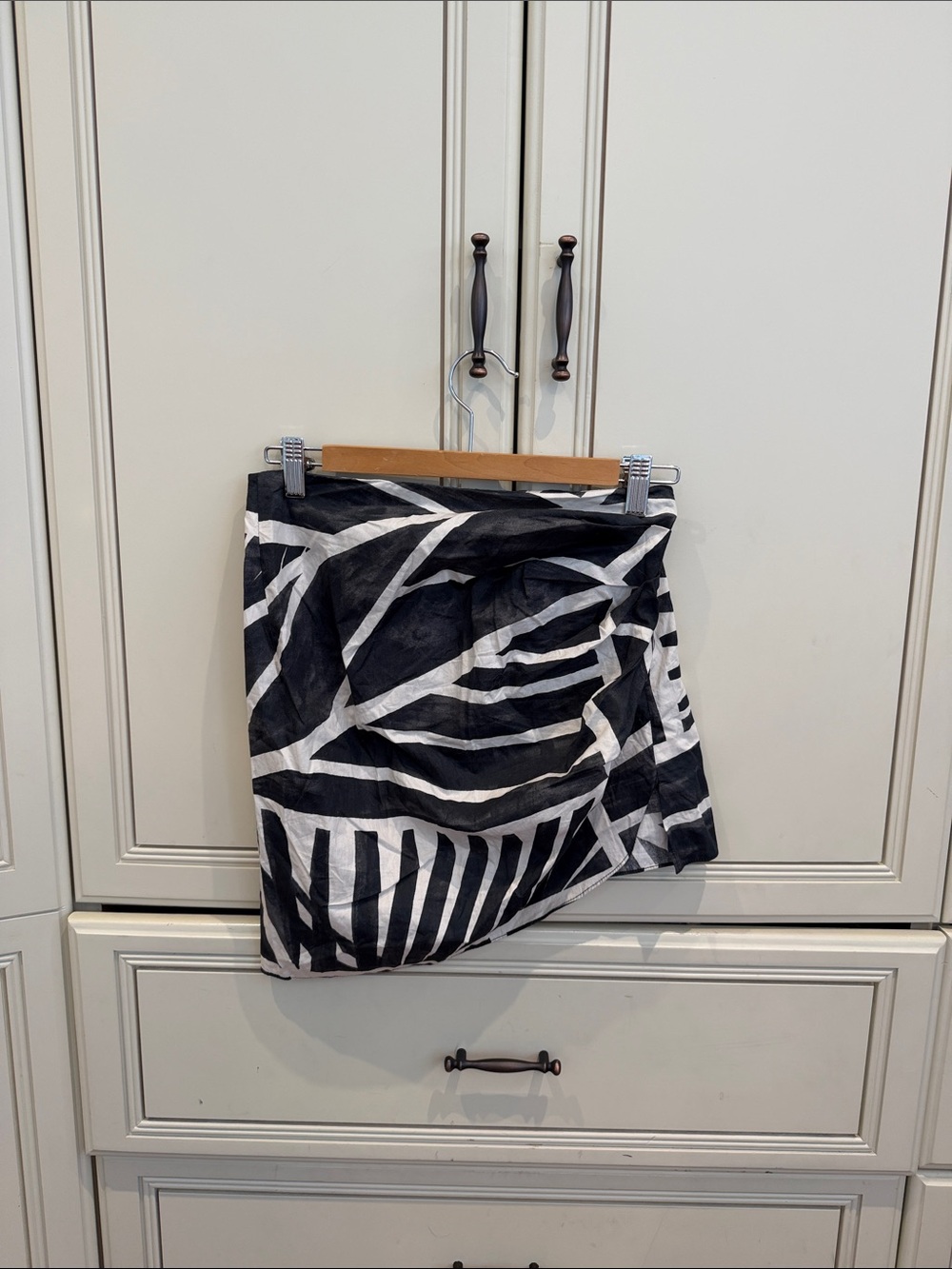 Zara Black and White Asymmetrical Print Skirt